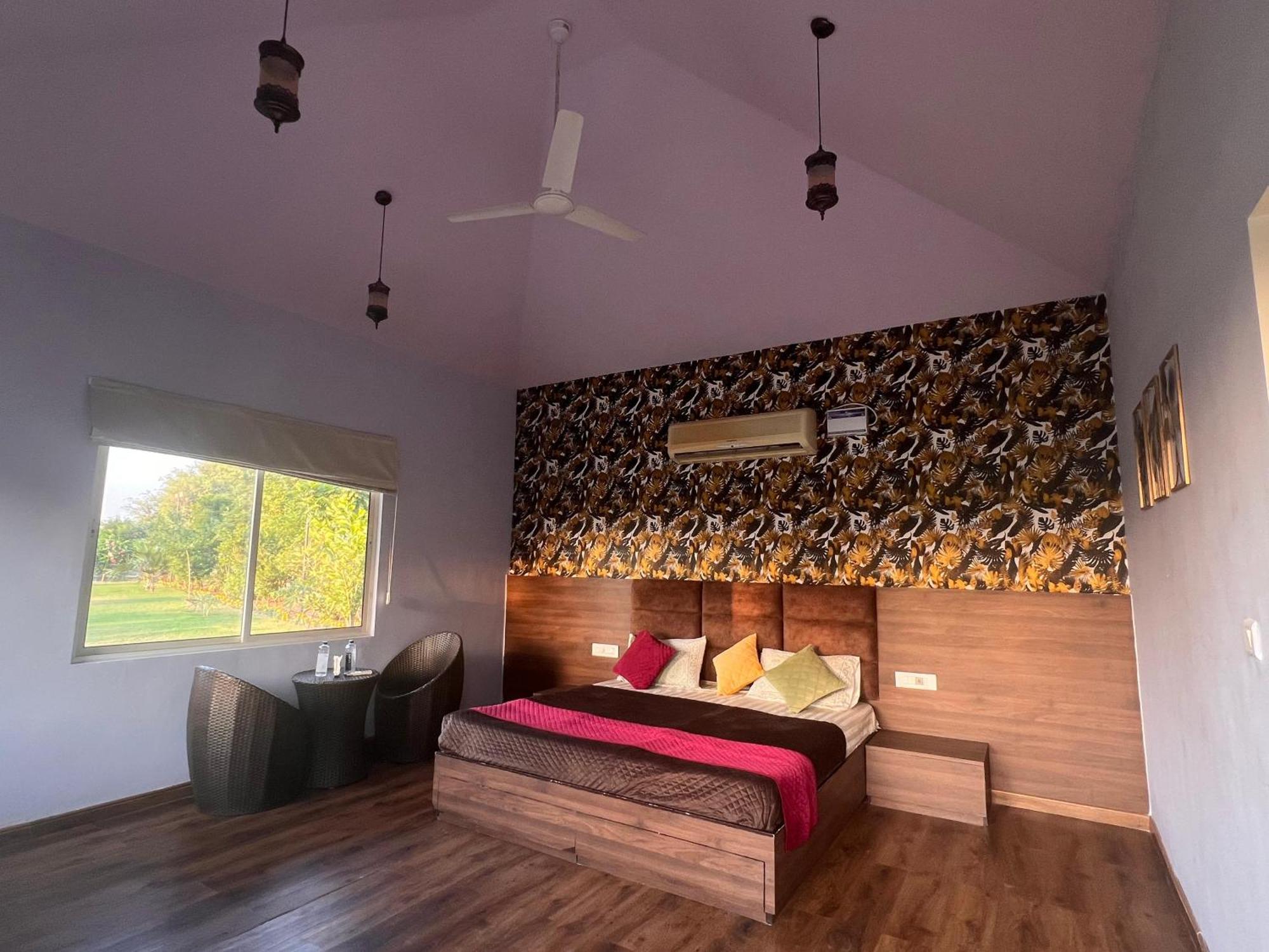 Gazibo Elegant Farm Stay With Swimming Pool Джайпур Екстериор снимка